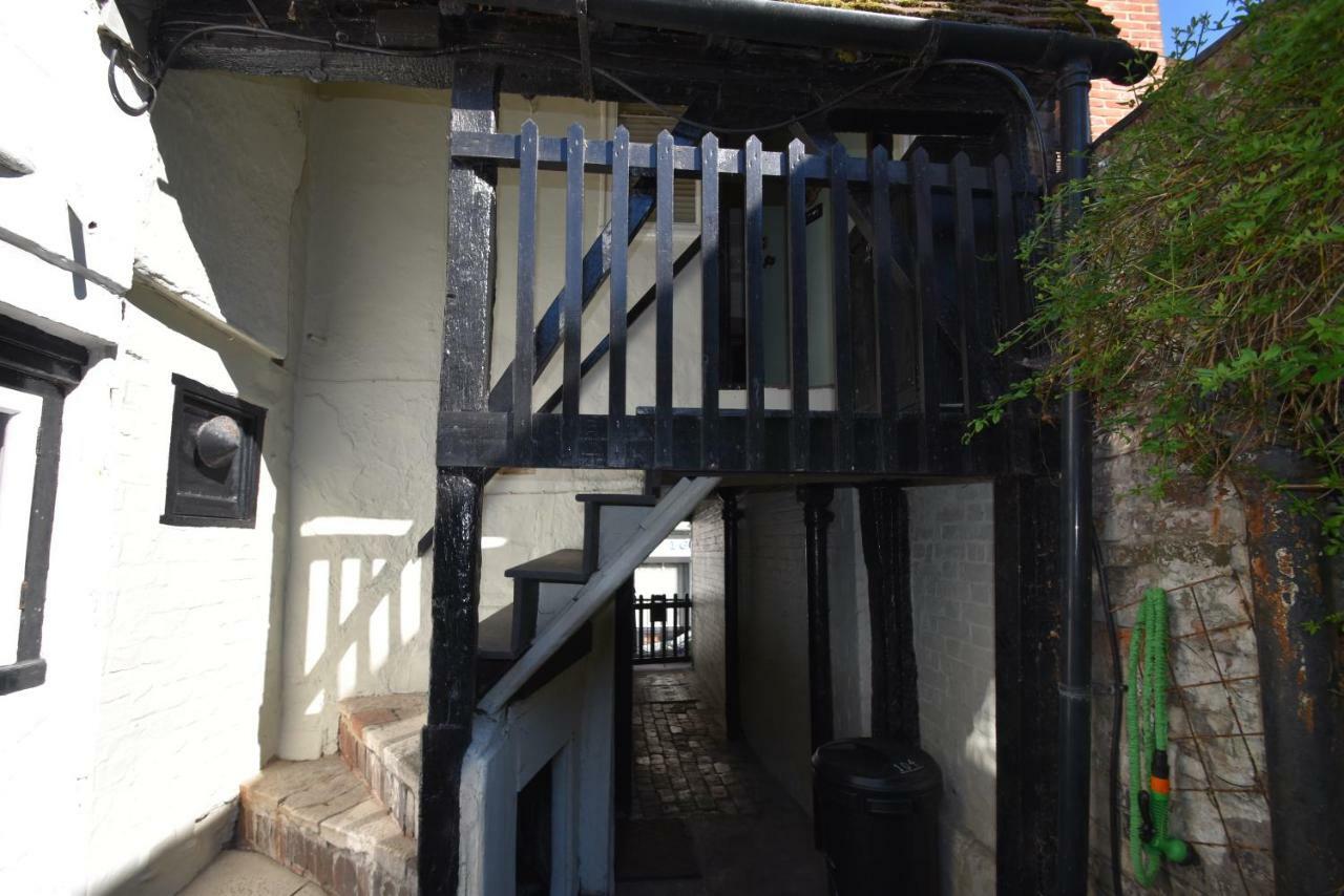 Old Town Bolthole Villa Hastings Bagian luar foto